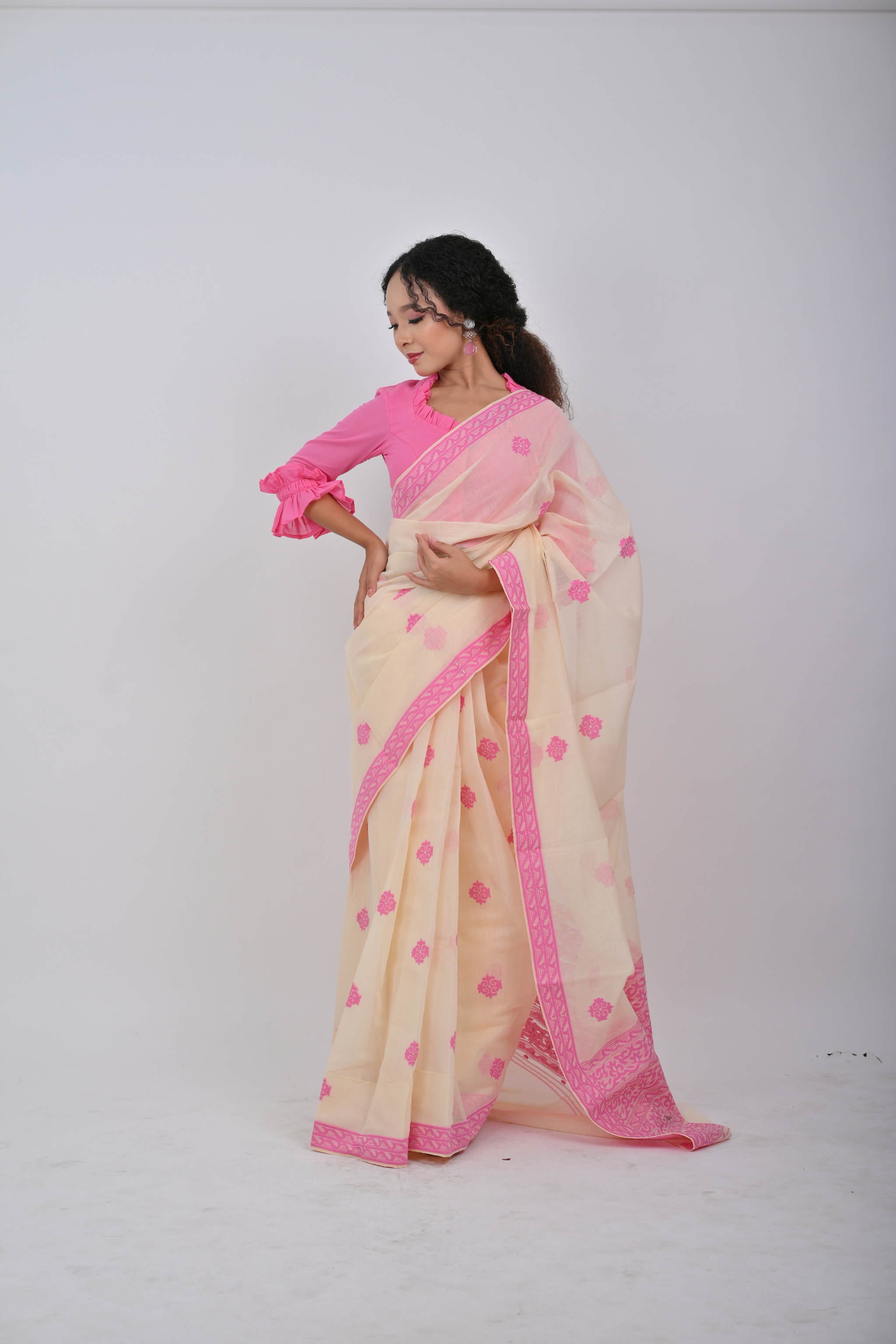 Neshi Saree – Pink
