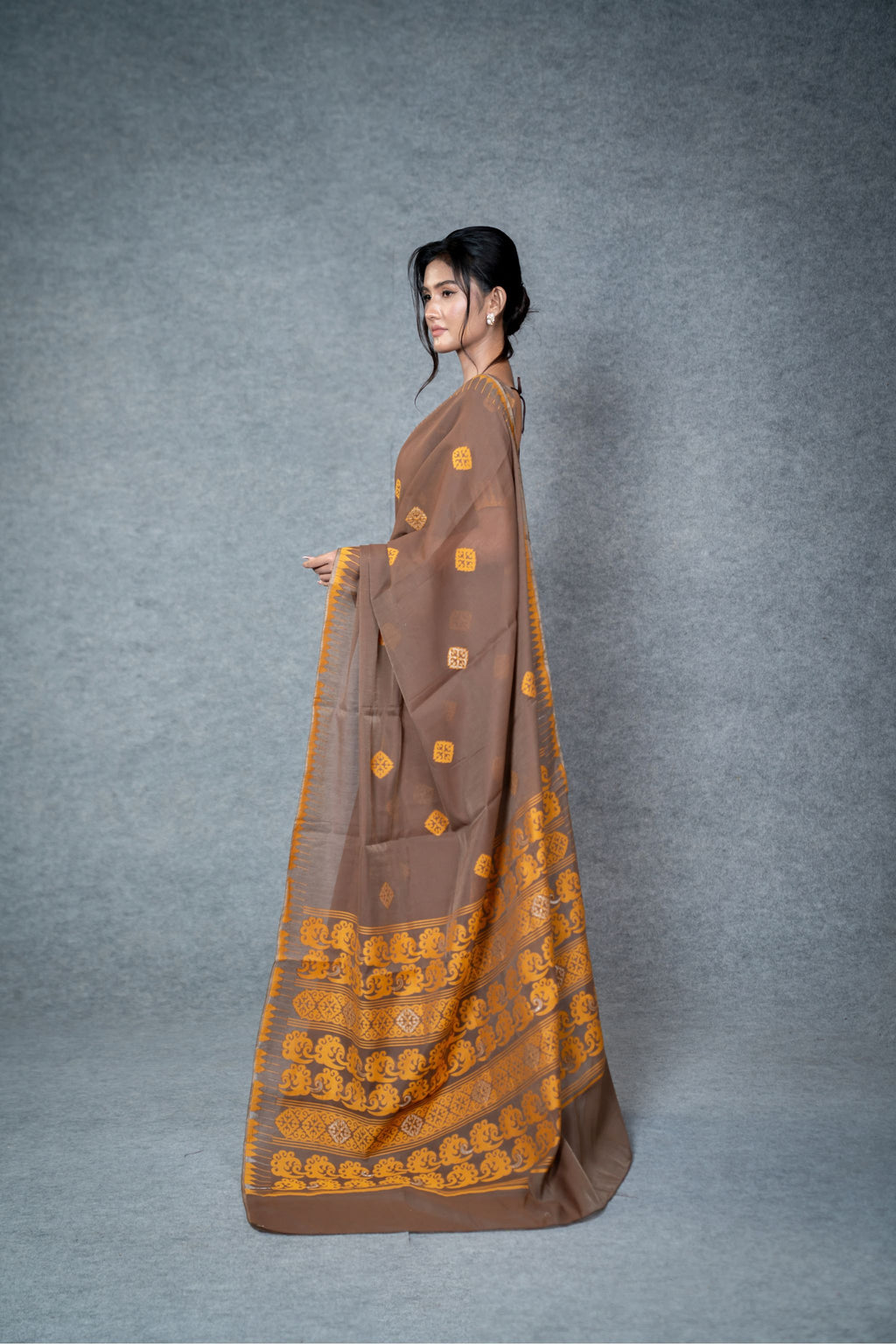 Shingarei Saree – Coffee