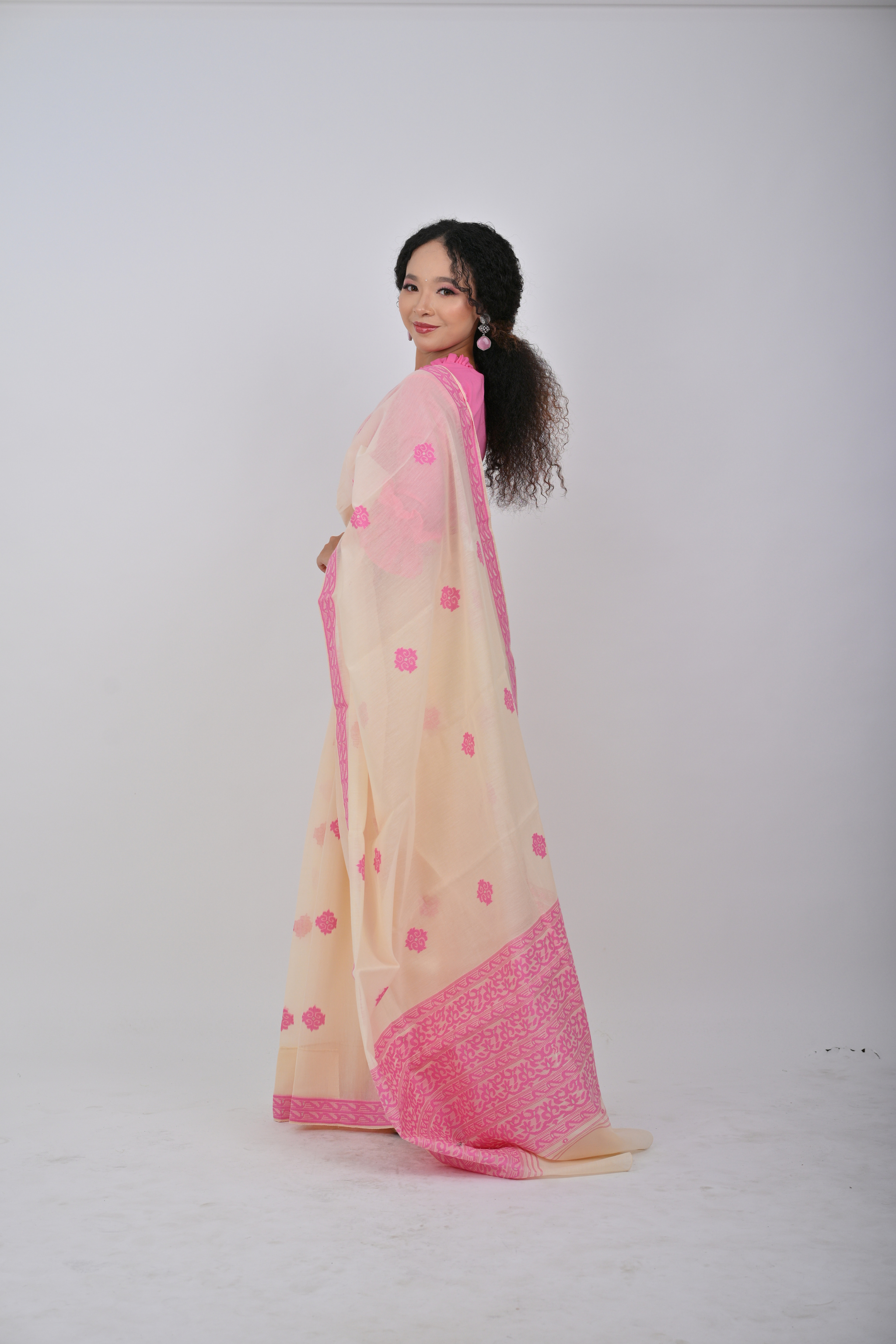 Neshi Saree – Pink