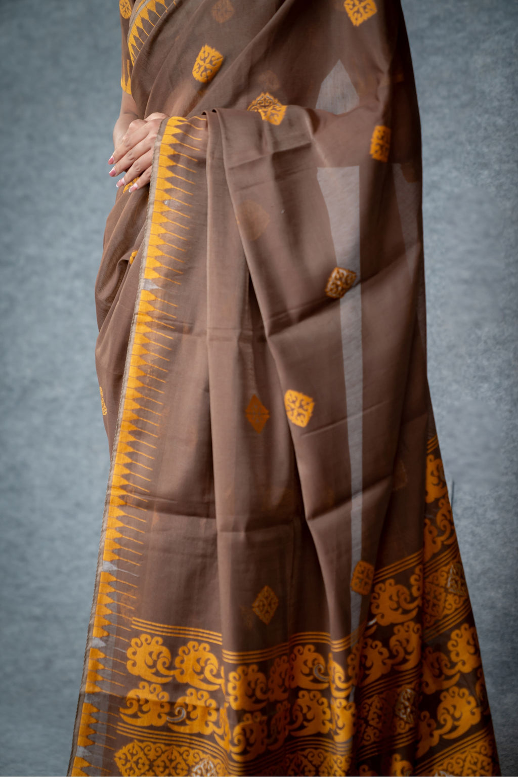 Shingarei Saree – Coffee