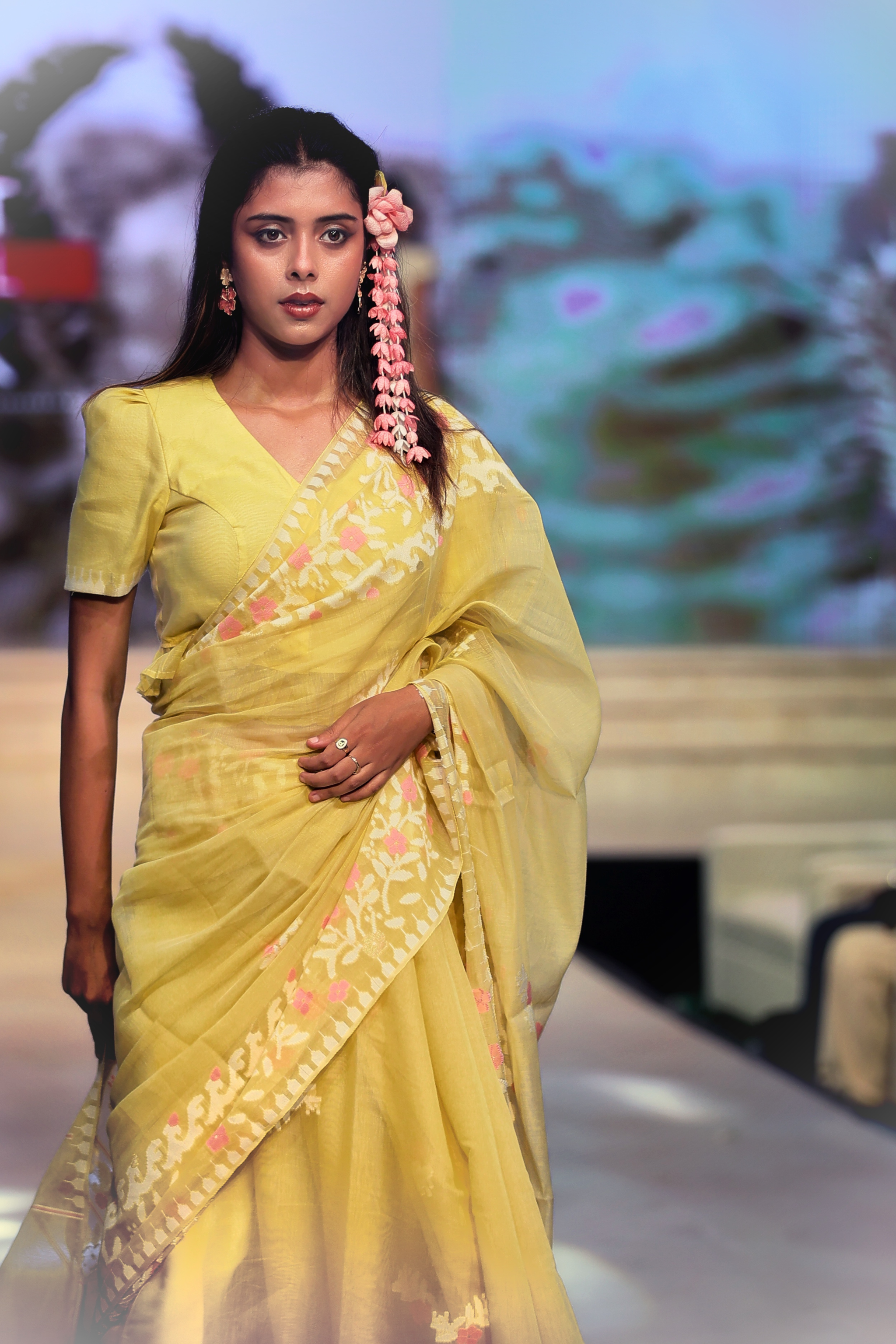 Ema Saree Gold