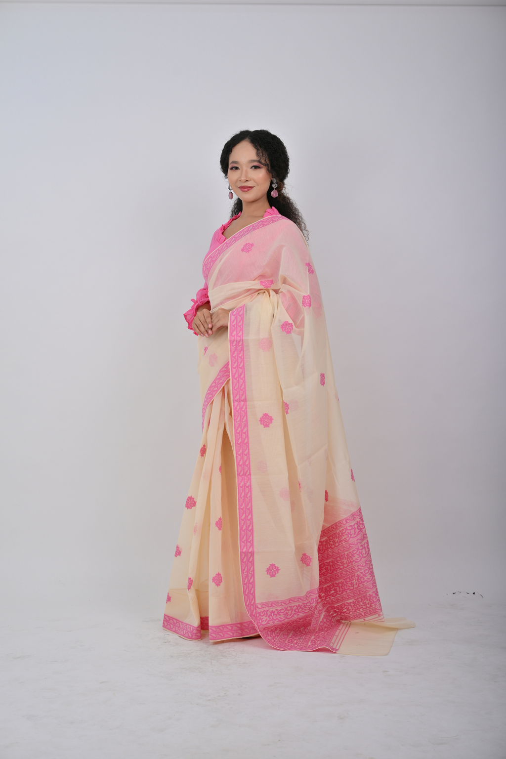 Neshi Saree – Pink