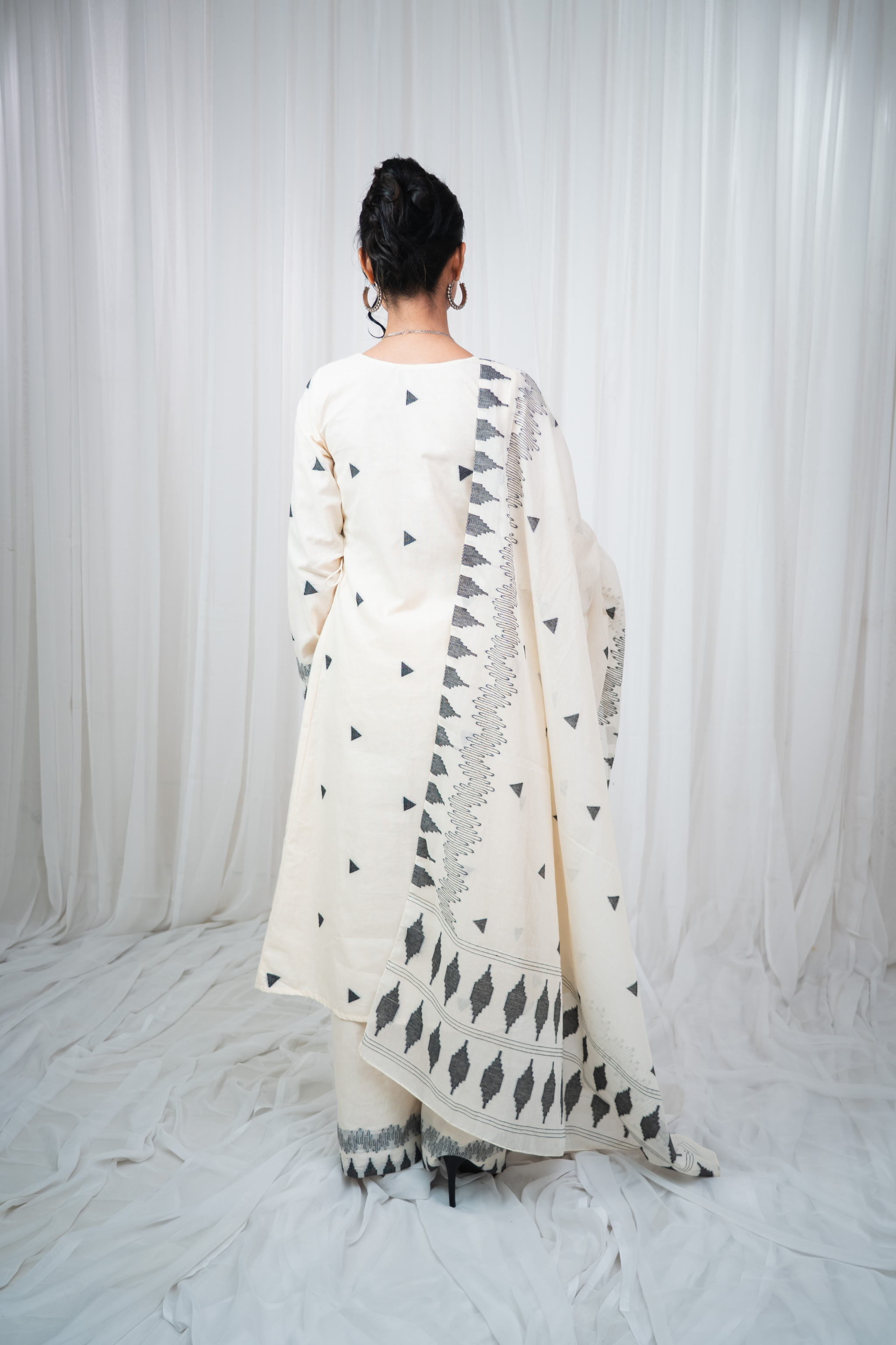 ETA Ahum – Cream Black Kurti Set
