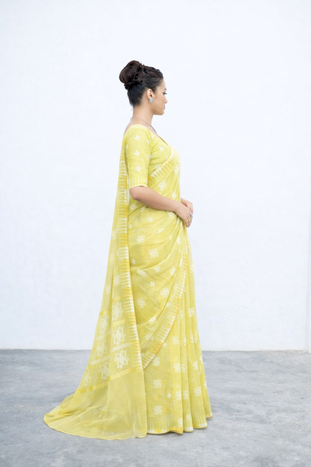 Thoibi Saree – Sun Bleach Yellow
