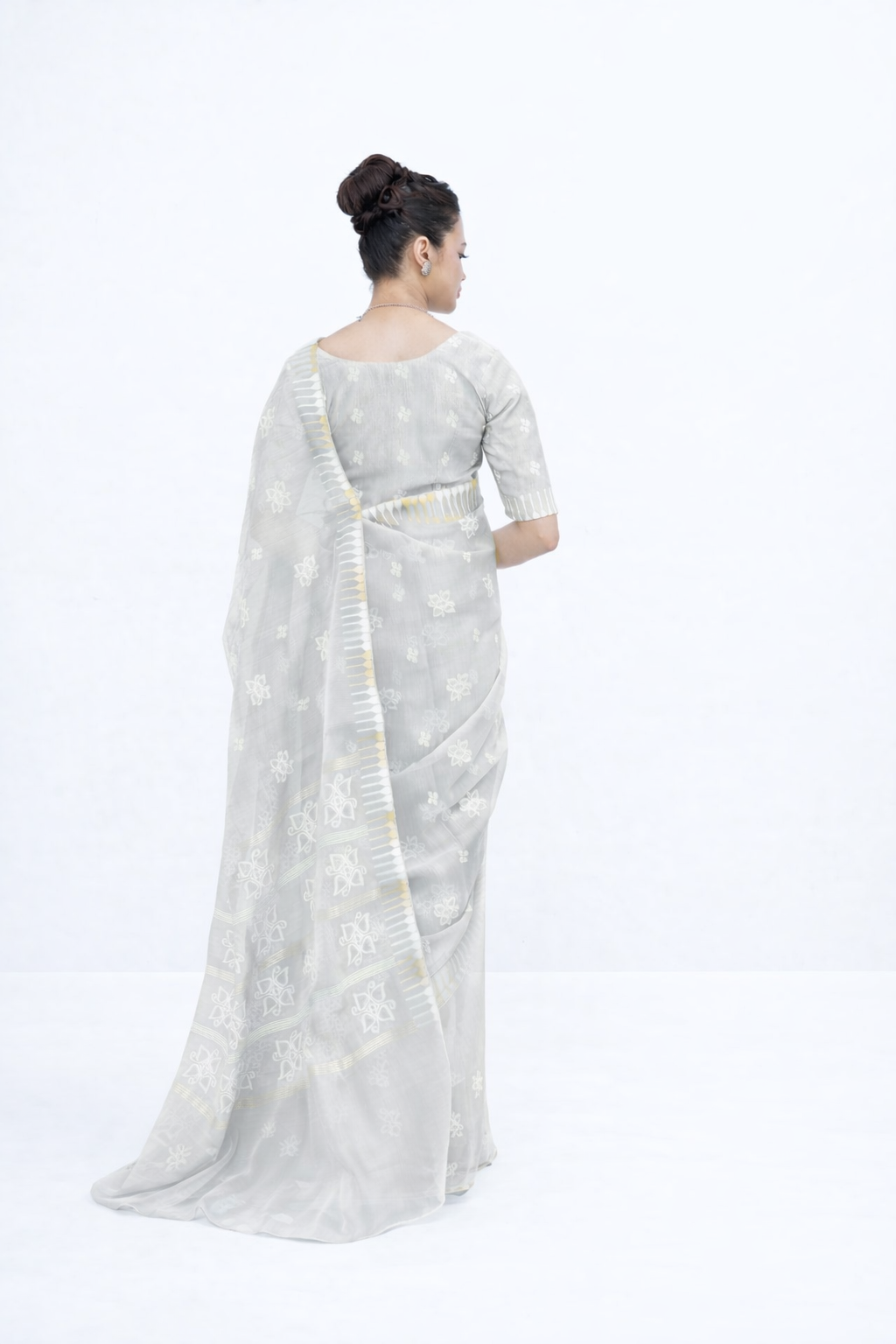 Thoibi Saree - Grey Premium Floral Motif Saree
