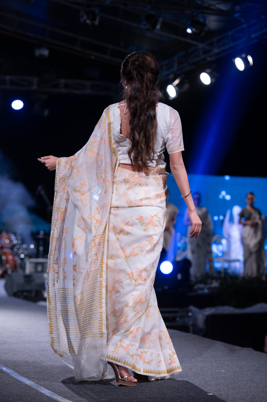 Leikol Saree Peach Sorbet on White