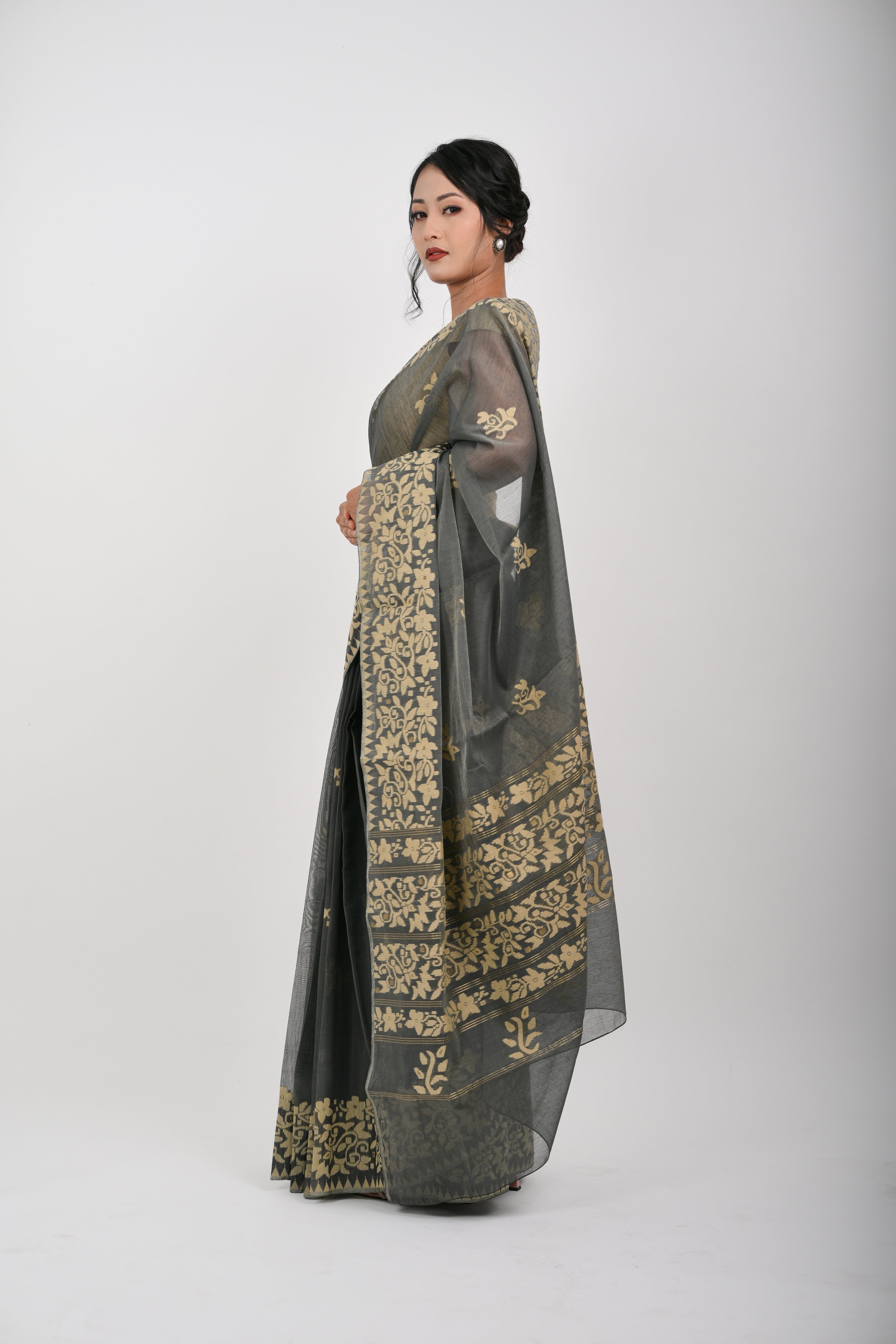 Floral Saree – Black