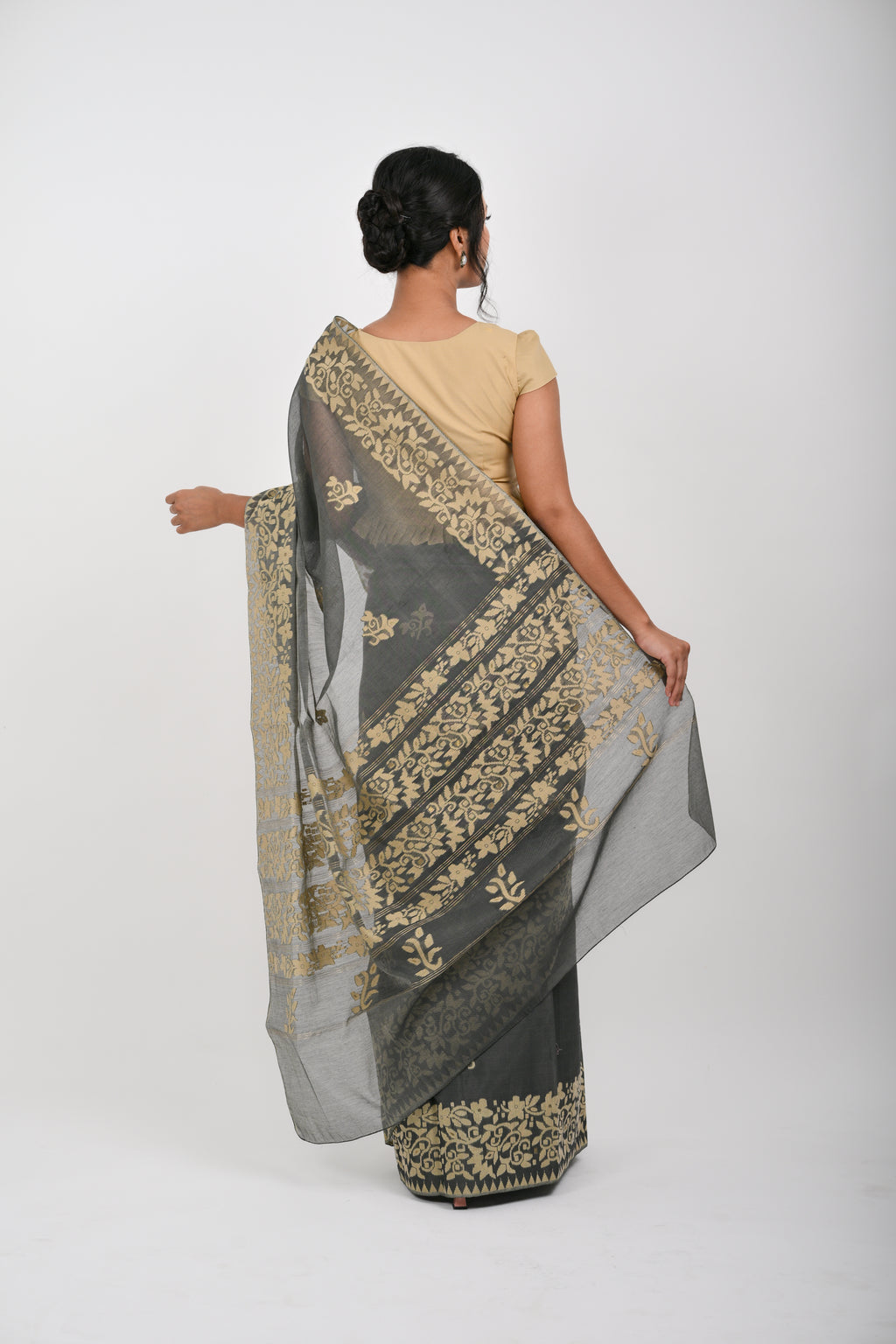 Floral Saree – Black