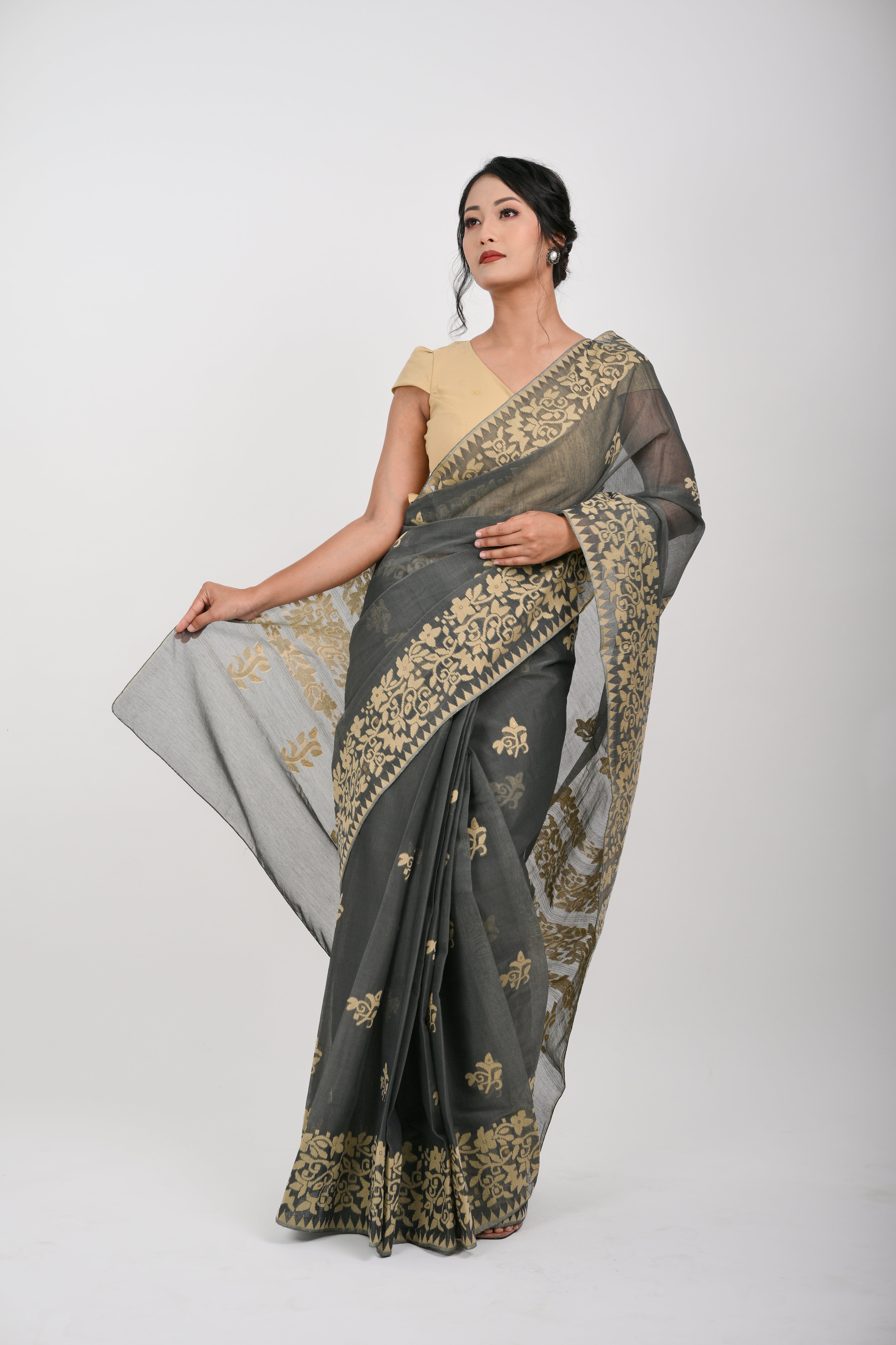 Floral Saree – Black