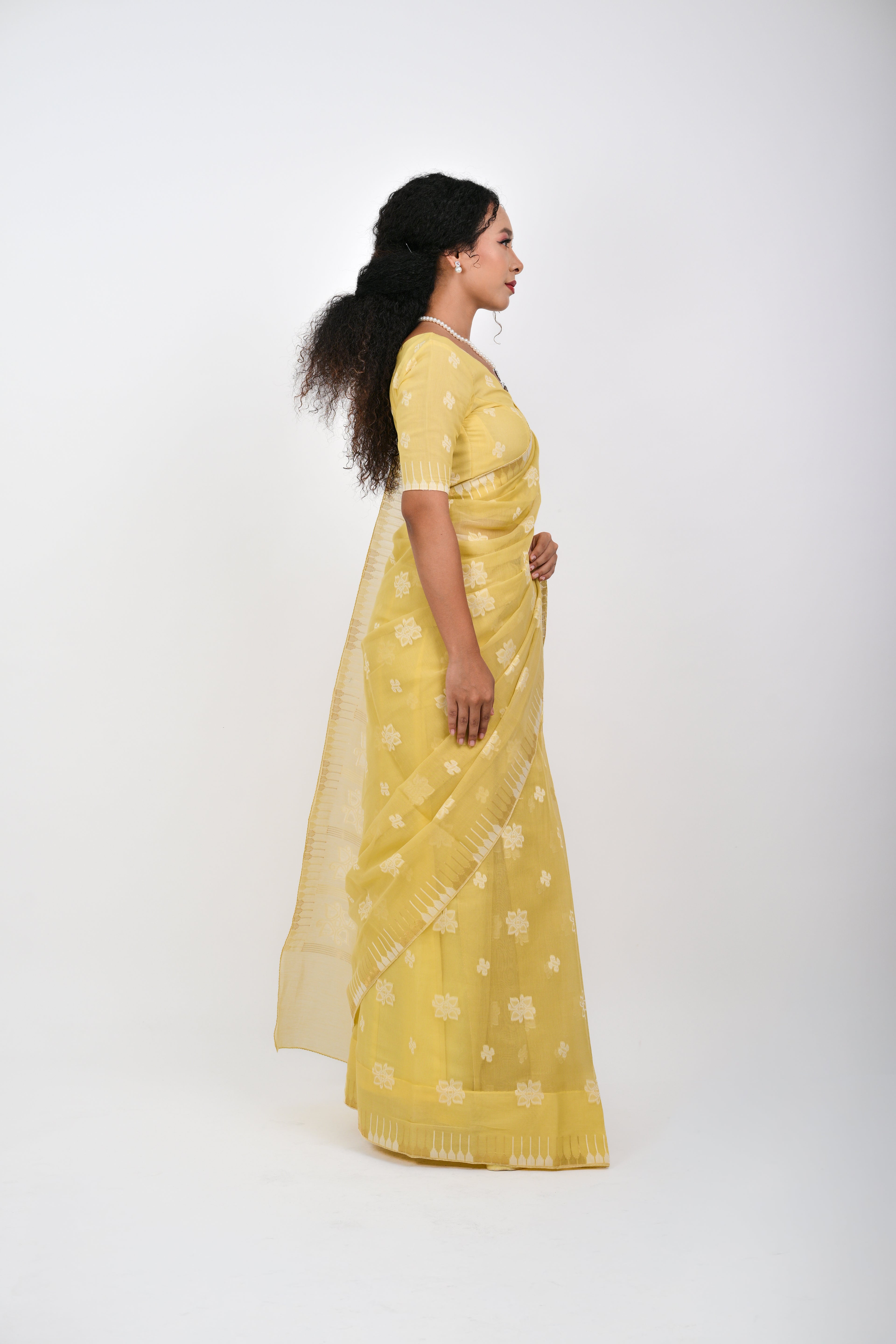 Thoibi Saree – Sun Bleach Yellow