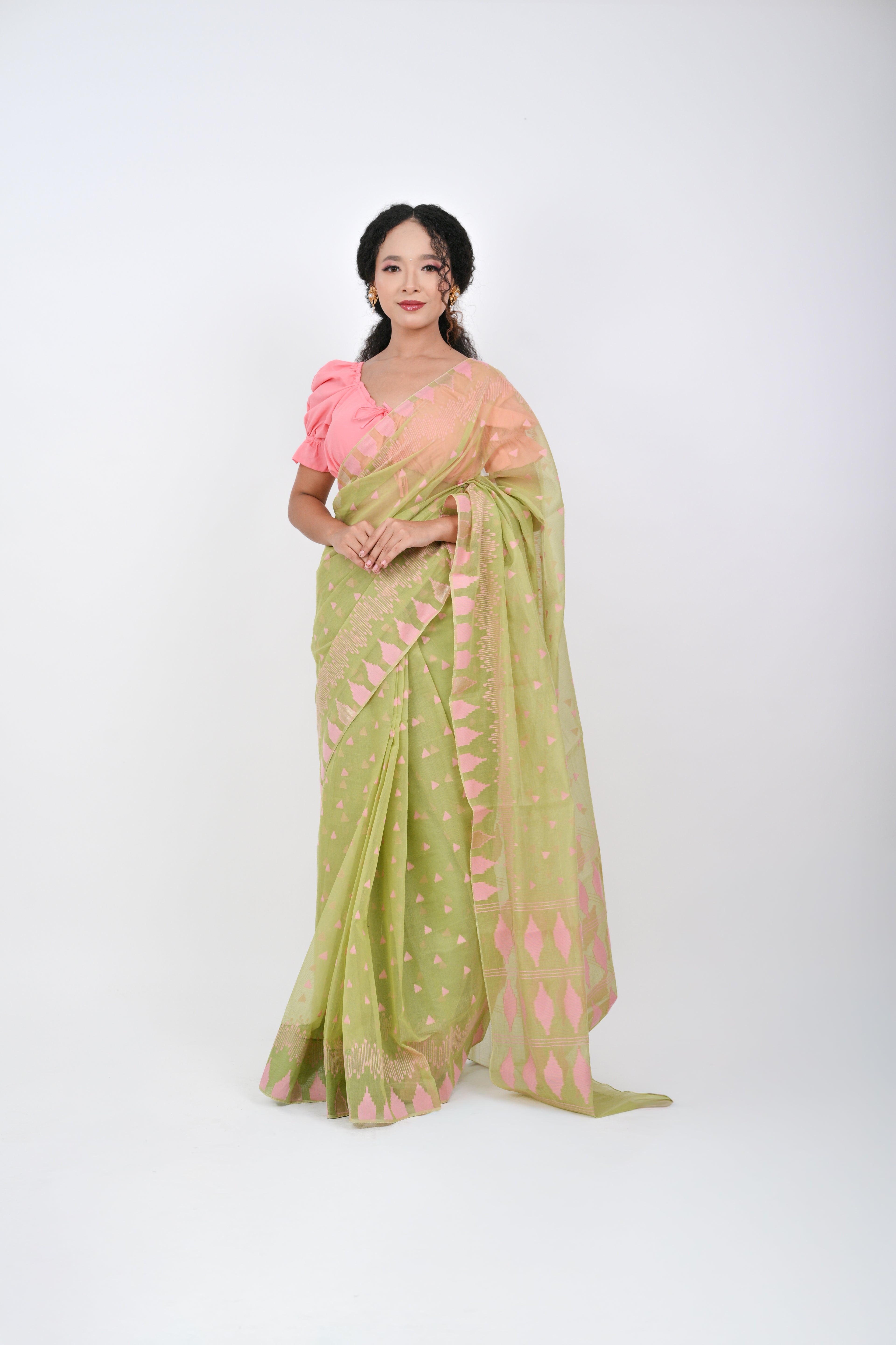 Ahum Saree - Green Premium Geometric Motif Saree