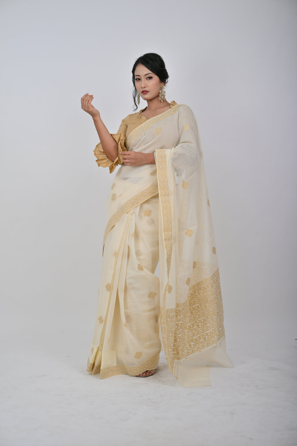 Neshi Saree – Tusser