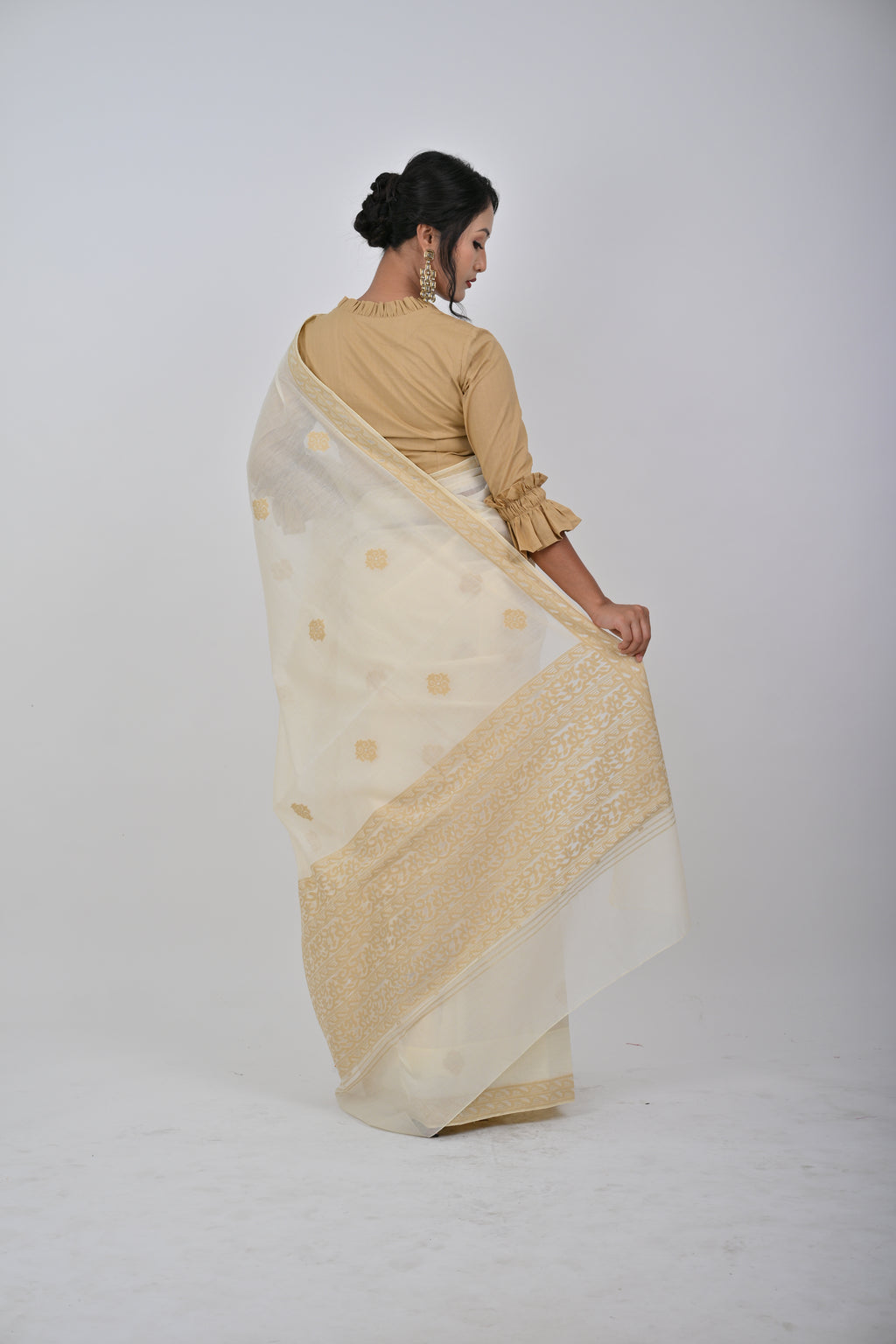 Neshi Saree – Tusser