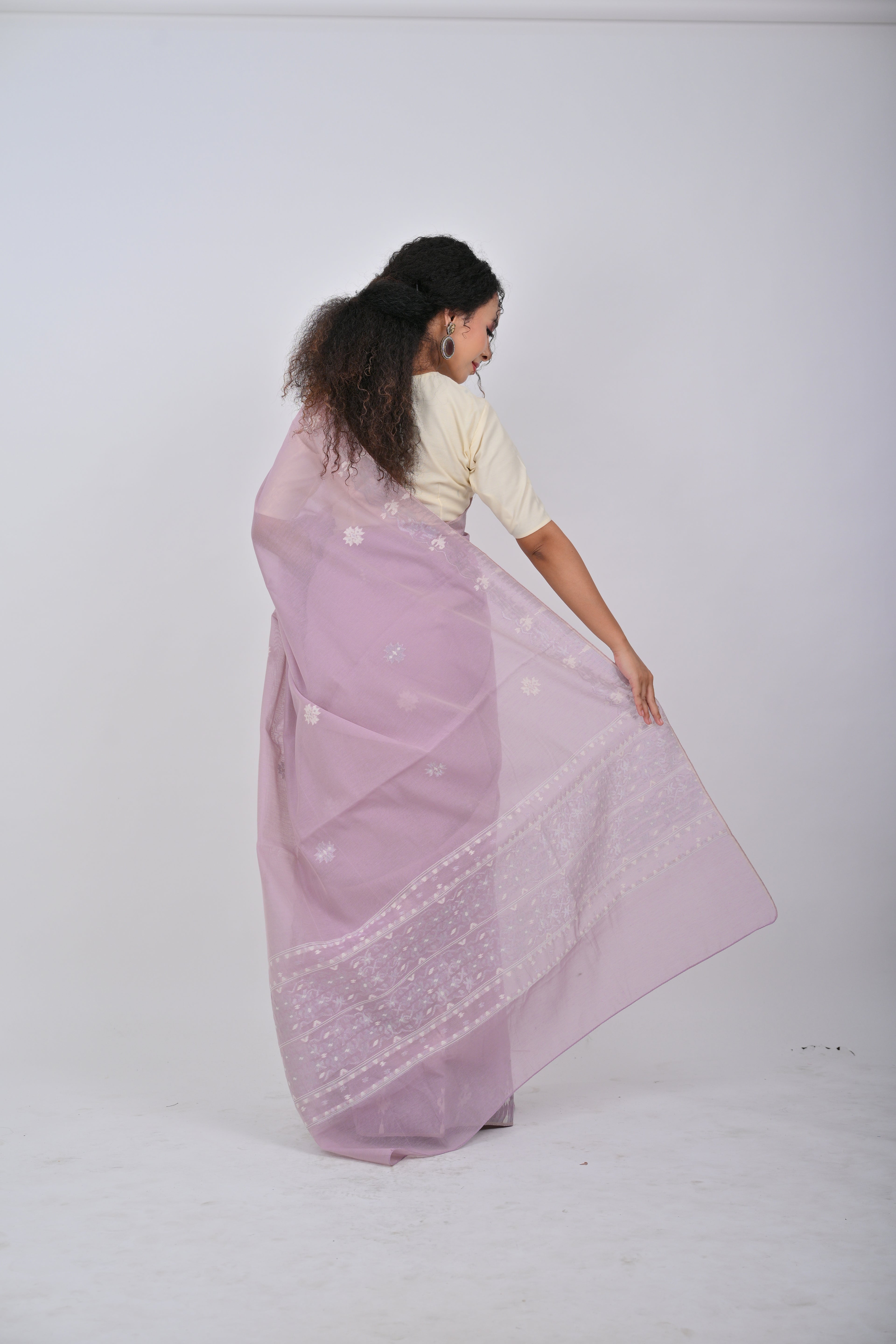 Classic Motif Saree – Lilac