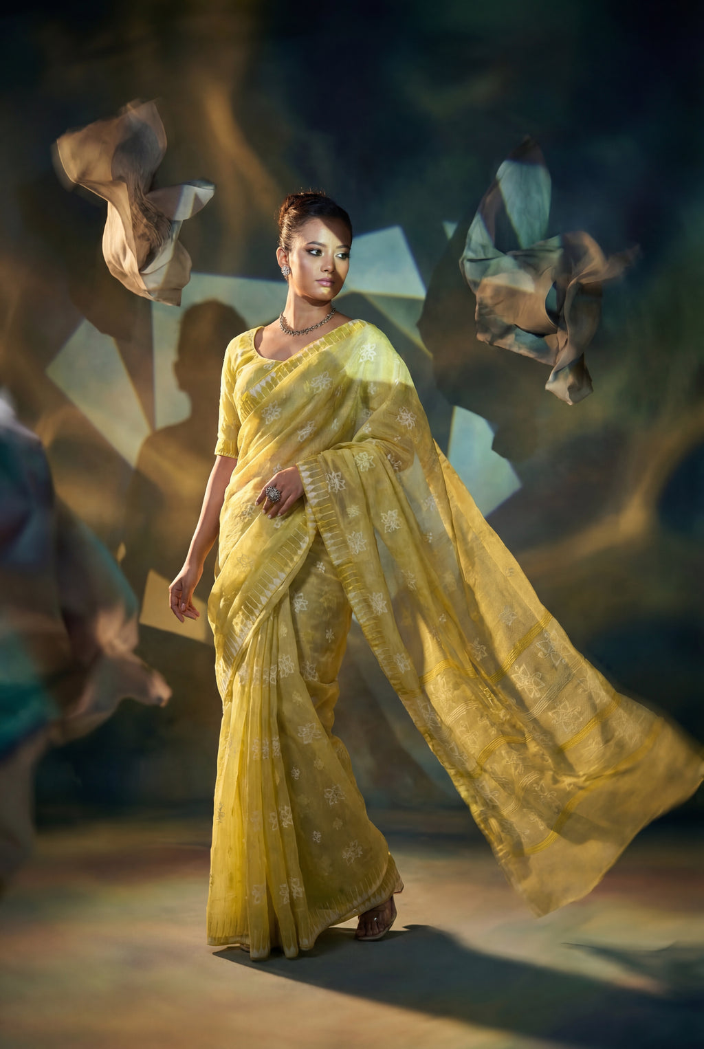 Thoibi Saree – Sun Bleach Yellow